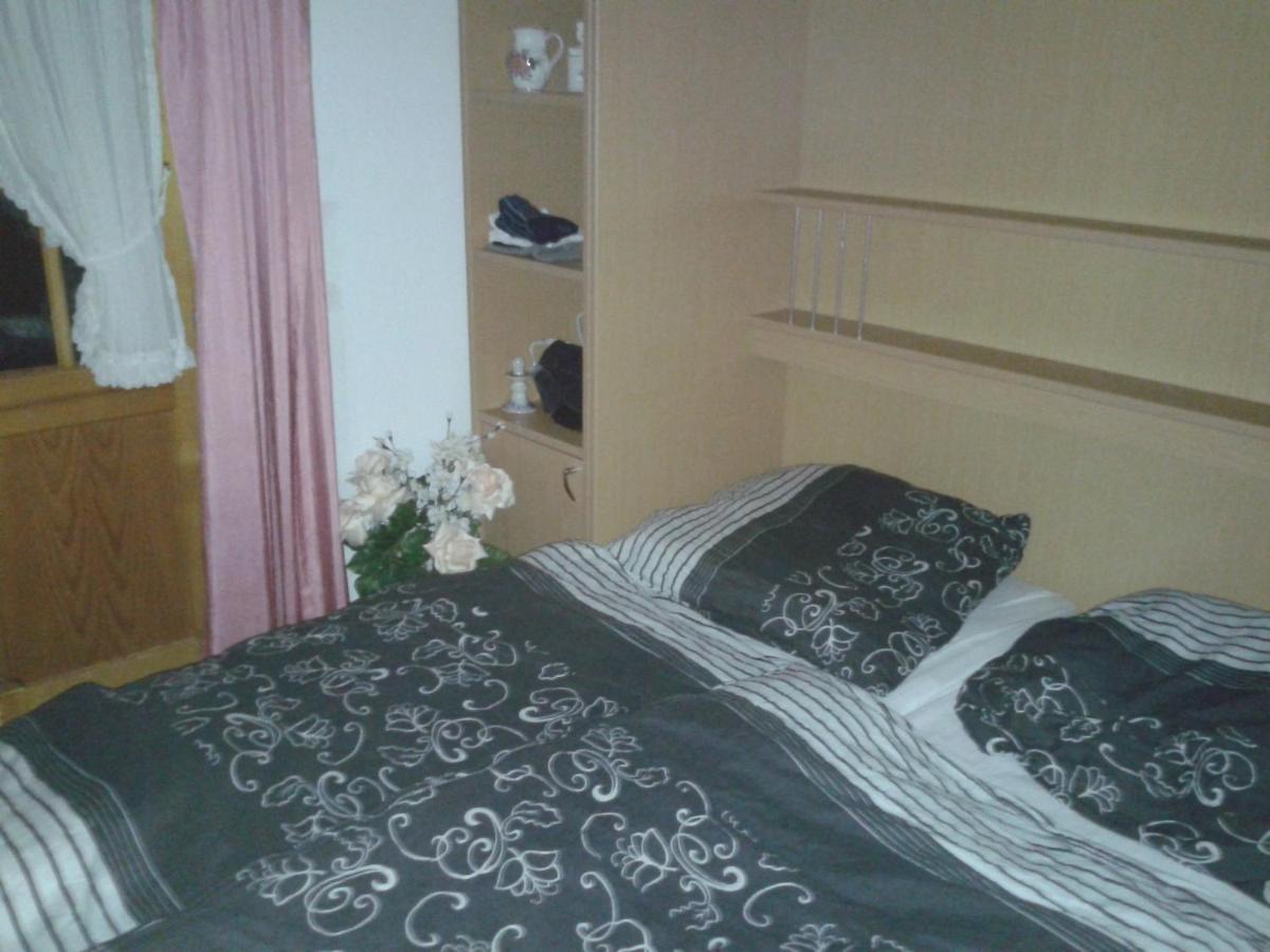 דירות Jaun Chalet Erica מראה חיצוני תמונה