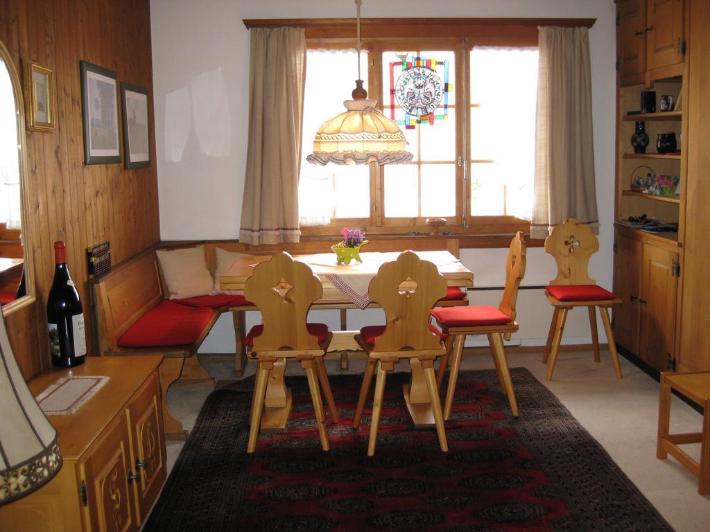 דירות Jaun Chalet Erica חדר תמונה